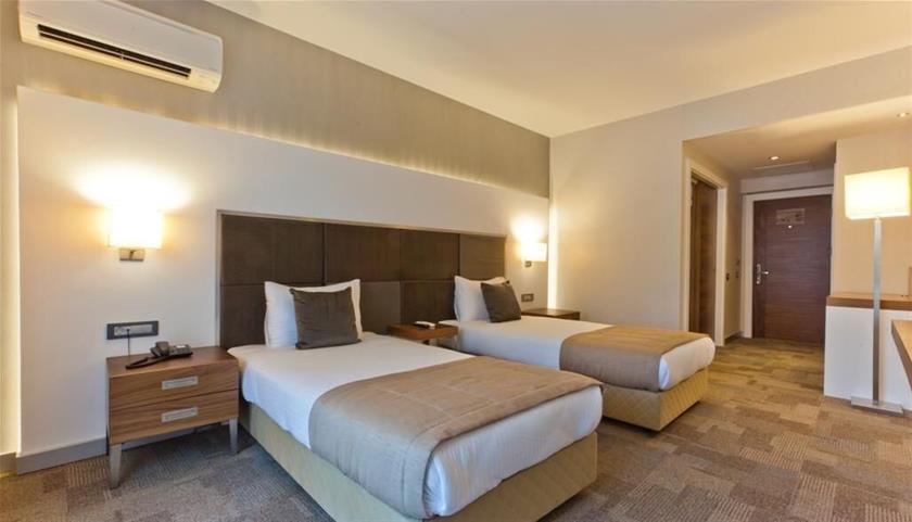 Kalinda Inn Hotel