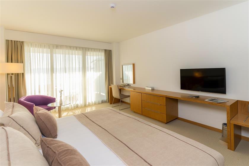 On'live Hotel Deluxe