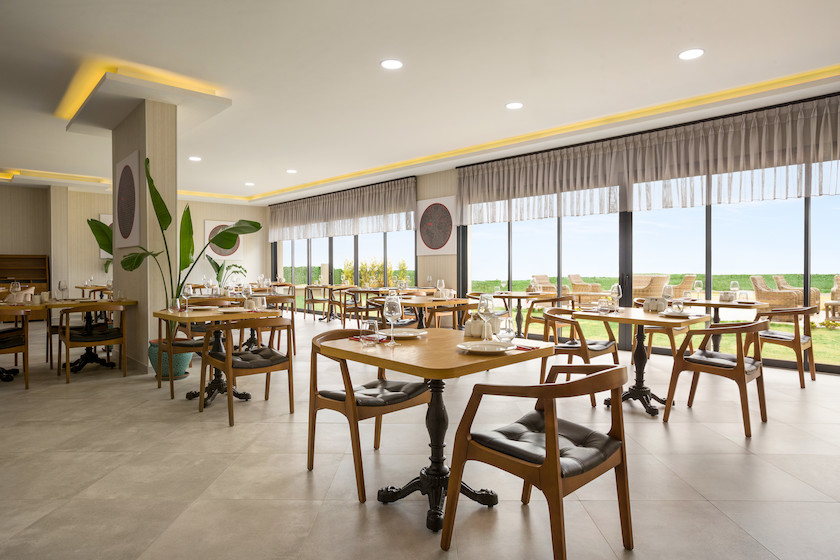 Ramada By Whydham Çeşme