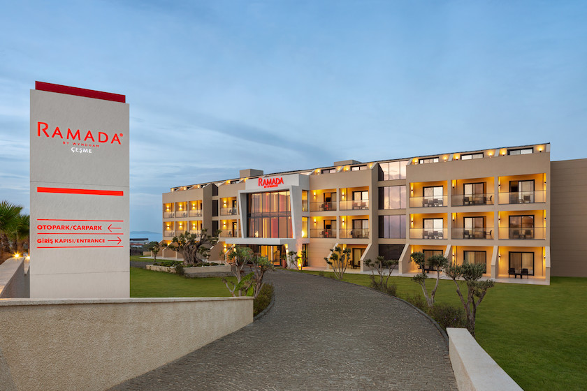 Ramada By Whydham Çeşme
