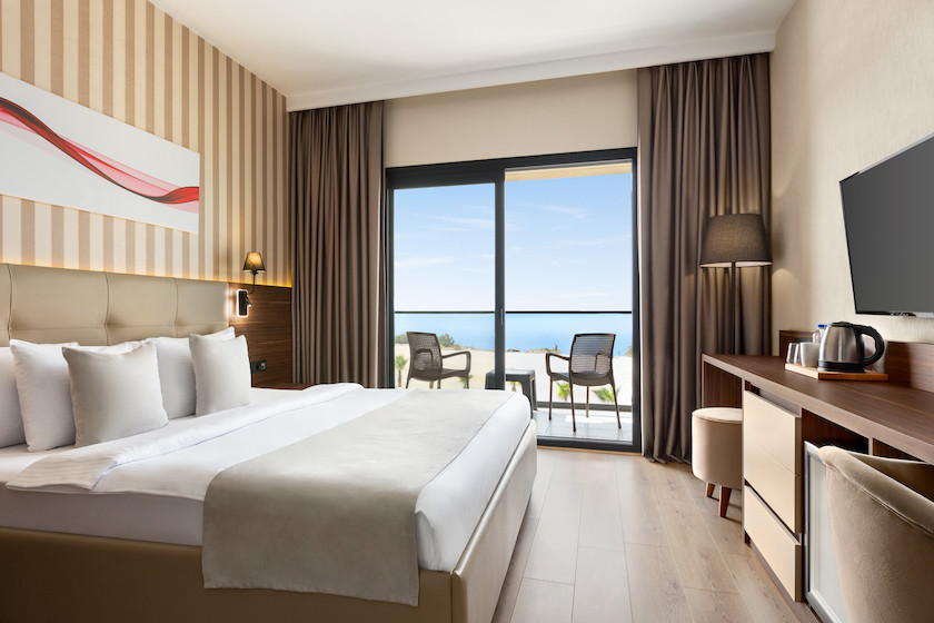 Ramada By Whydham Çeşme
