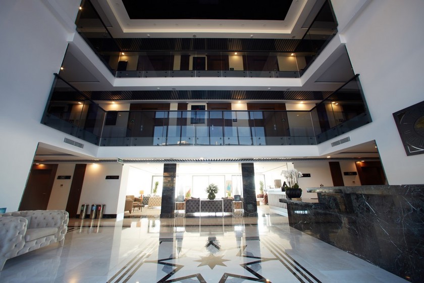 The Nowness Luxury Hotel & Spa + 16 (Collection By ENG)