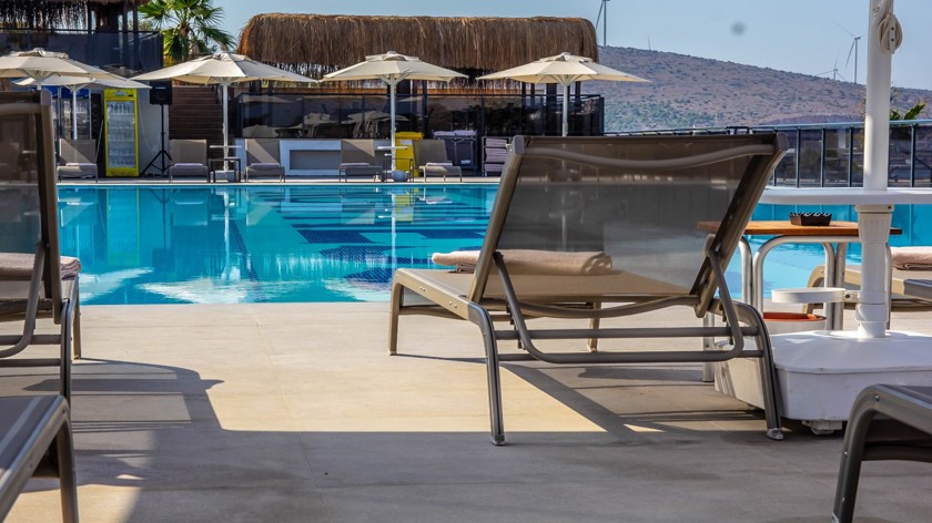 The Nowness Luxury Hotel & Spa + 16 (Collection By ENG)