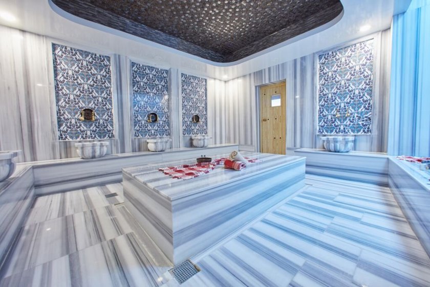 The Nowness Luxury Hotel & Spa + 16 (Collection By ENG)