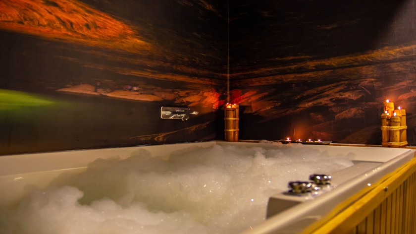 The Nowness Luxury Hotel & Spa + 16 (Collection By ENG)